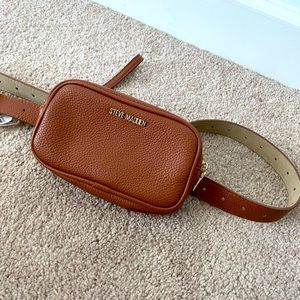 STEVE MADDEN FANNY PACK with adjustable belt